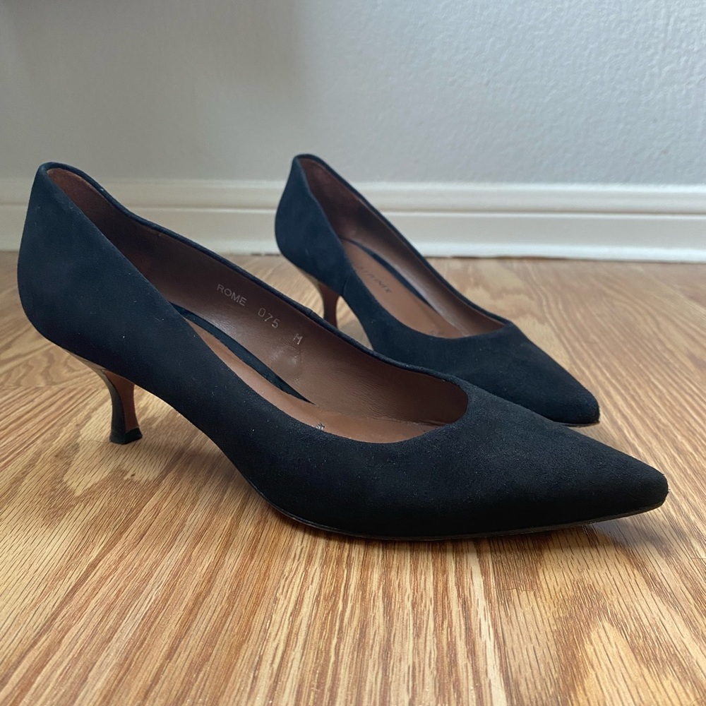 Donald J. Pliner Black Suede Low Heel Pumps – Size 7.5, Made in Spain